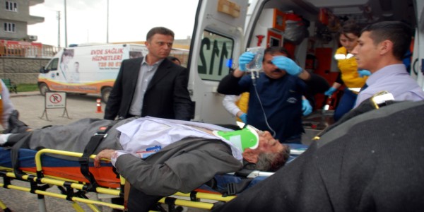 Kahta’da İki Ayrı Kazada 4’ü Ağır 8 Kişi Yaralandı