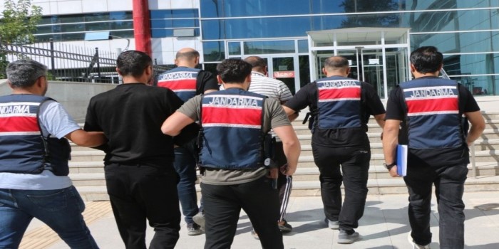 Adıyaman’da DAEŞ operasyonunda 2 kişi yakalandı