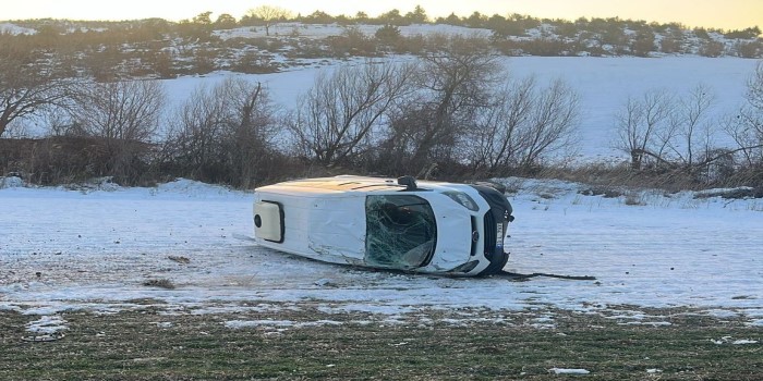 Adıyaman’da minibüs devrildi: 4 yaralı