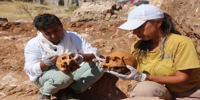 Perre Antik Kent'te 1800 yıllık insan iskeleti bulundu
