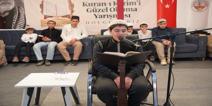 Ramazan Çarşısı’nda Kur’an-ı Kerim yarışması düzenlendi