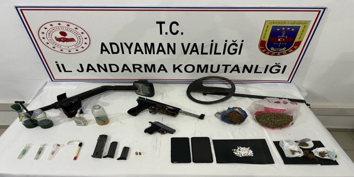 Adıyaman’da uyuşturucuya 14 gözaltı