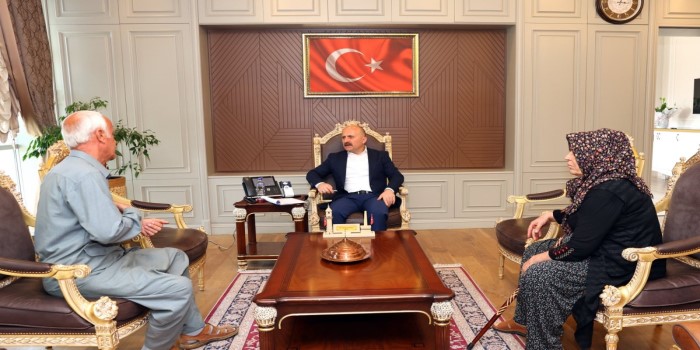 Vali Varol, halk günü buluşmalarına devam ediyor