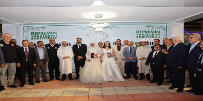 Adıyaman’da toplu nikah ve düğün töreni