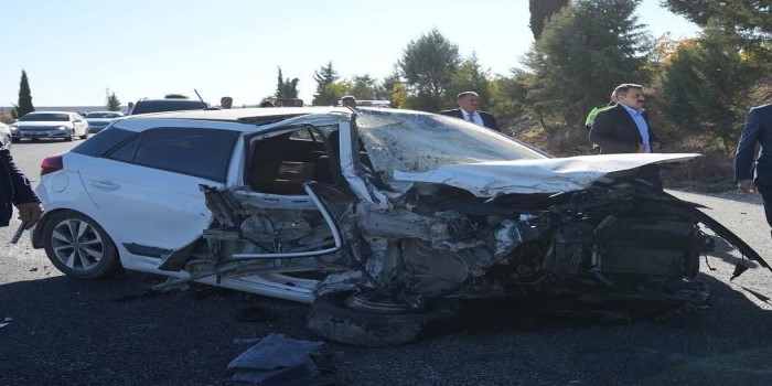 Adıyaman-Kahta yolunda kaza: 2 yaralı