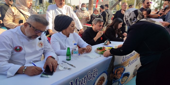 Adıyaman’da kadınlar yöresel lezzetlerle yarıştı