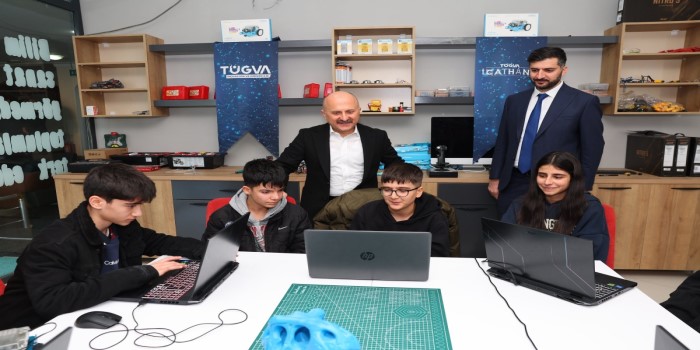 Adıyaman Valisi Osman Varol, gençlerle bir araya geldi