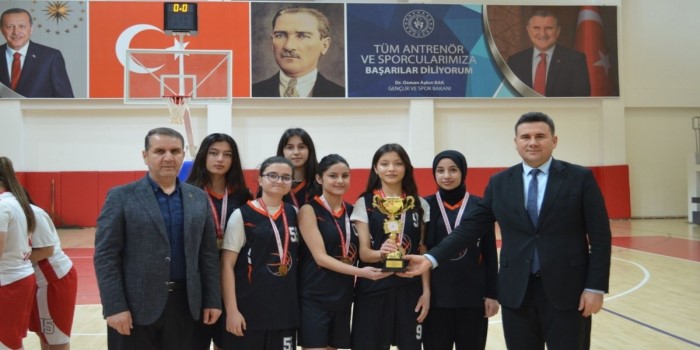 Kahta Gençlik SK, kızlar basketbolda Adıyaman’ı temsil edecek