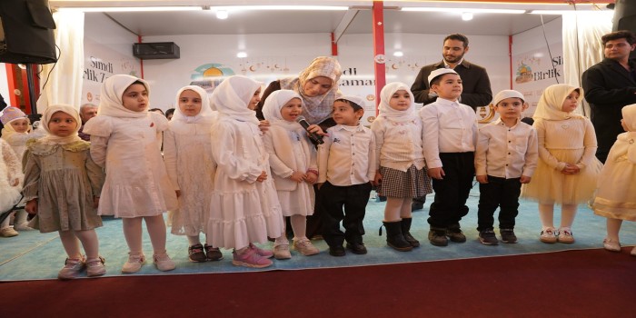 Miniklerin Kur’an-ı Kerim tilaveti gönüllere dokundu