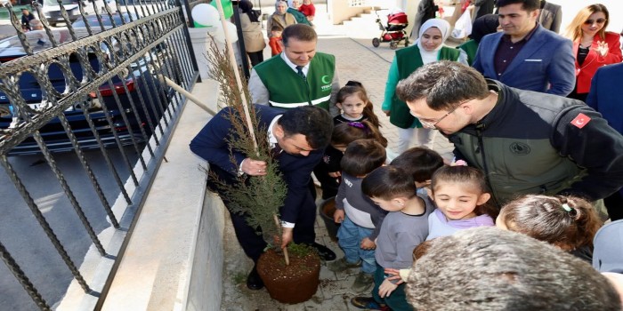 Kahta’da fidan dikimi ve farkındalık etkinliği düzenlendi