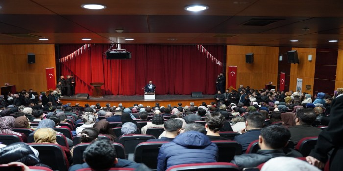 Yazar Ömer Demirbağ, Kahta’da gönüllere dokundu