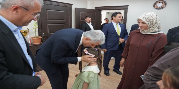 Kahta Belediyesi’nde bayramlaşma programı düzenlendi