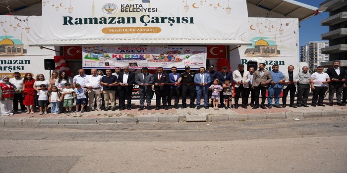 Kahta’da Kızılay Aşevi yararına kermes düzenlendi
