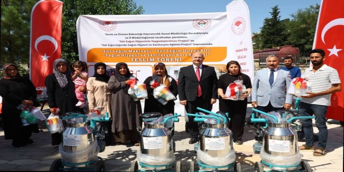 Adıyamanlı çiftçilere 109 adet süt sağım makinesi dağıtıldı
